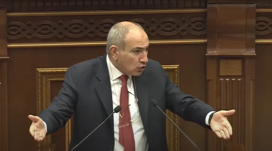 Paşinyan: Əliyevlə danışmışam, bunu etmək üçün erkən seçkiyə gedə bilərik