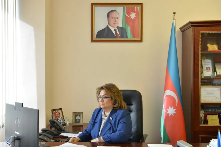 Qadın sahibkarlığına həsr olunmuş onlayn forum keçirilib