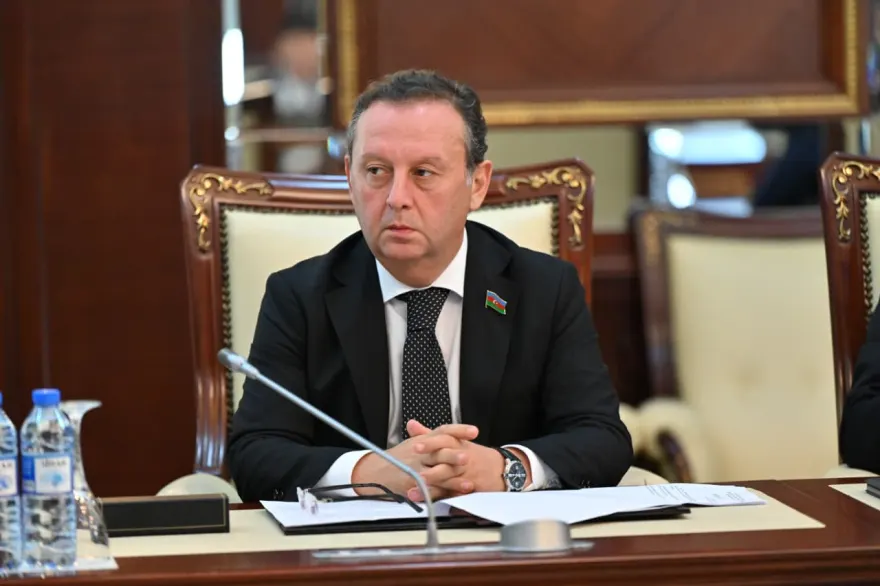 Samir Vəliyev: Liderlərin telefon danışığı münasibətləri pozmağa çalışan qüvvələrə cavabdır