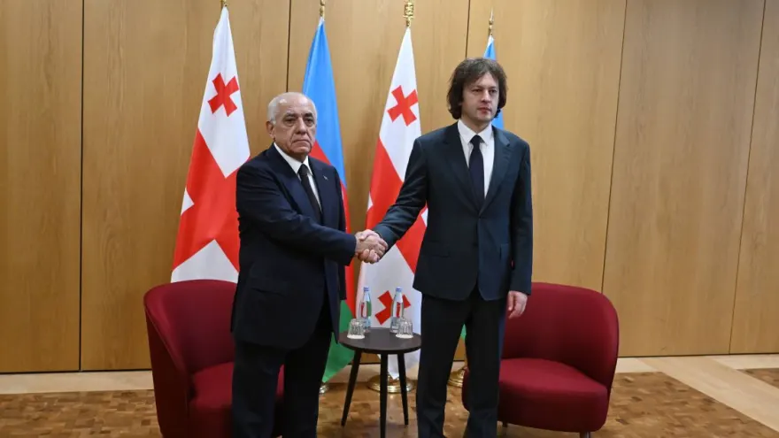 Azerbaijan and Georgia prime ministers hold one-on-one meeting in Sighnaghi