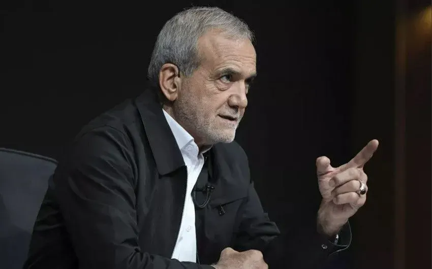 Pezeşkian Moskvadadır