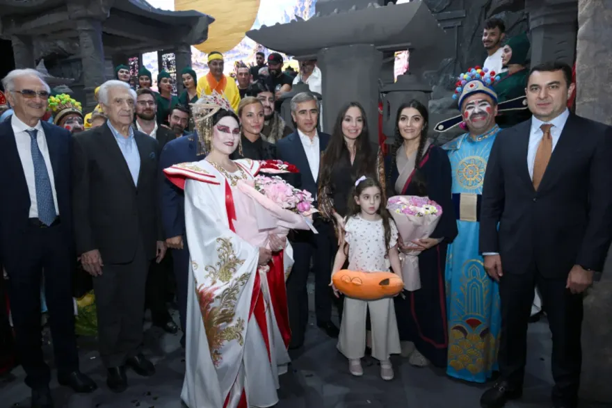 Leyla Əliyeva “Turandot” tamaşasının premyerasında iştirak etdi – FOTO