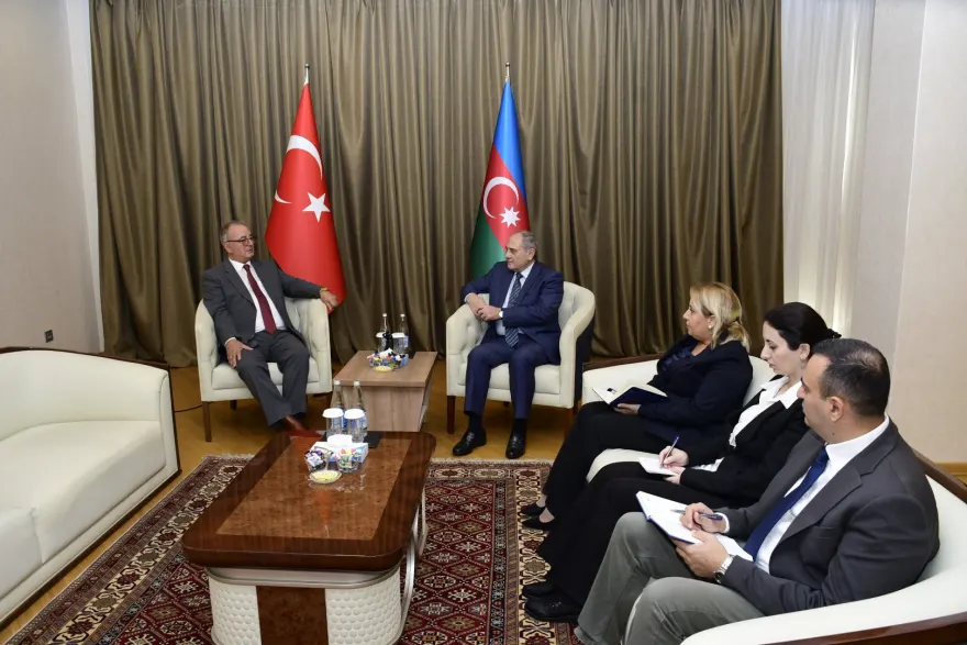 Türkiyənin Zəfər Partiyası Azərbaycana qarşı aparılan kampaniyadan narazıdır - Müşavir (FOTO)