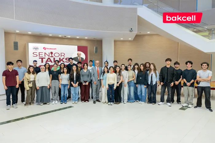 Bakcell-in baş icraçı direktoru tələbələrlə görüşüb