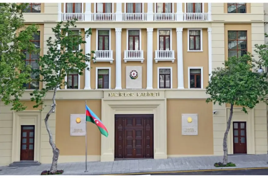 NK özünün və Prezidentin İşlər İdarəsinin nəqliyyat vasitələrinə dair qərar verib