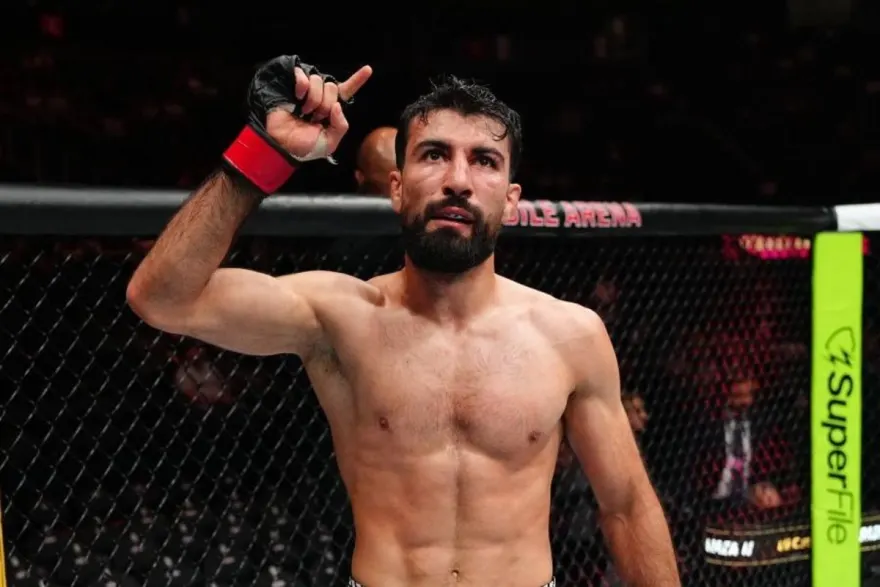 UFC-dən gözlənilməz qərar: Məğlubiyyətsiz döyüşçü niyə qovulub?