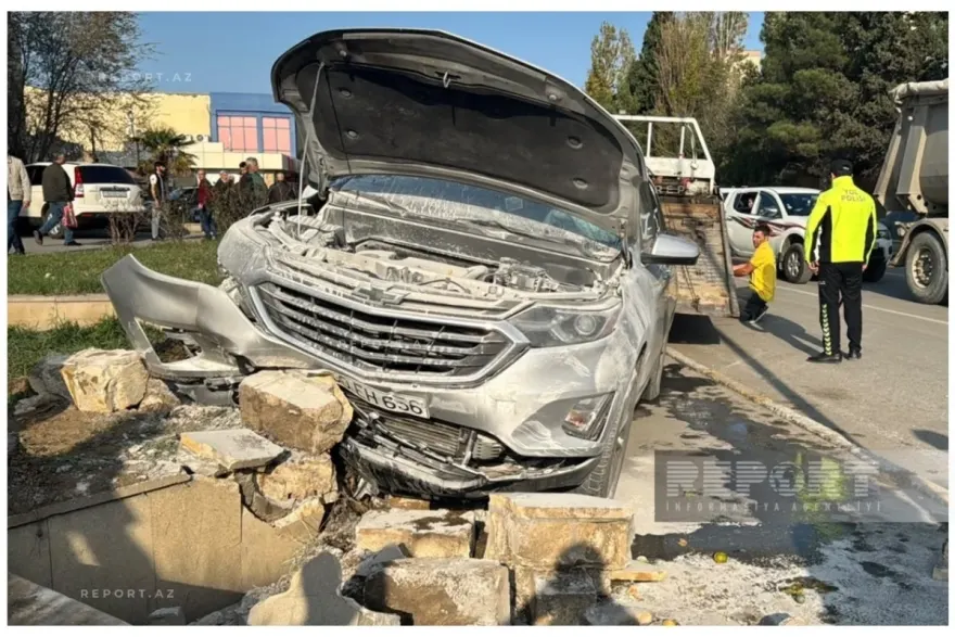 Sumqayıtda avtomobil piyadaları vurub, daha sonra yanıb