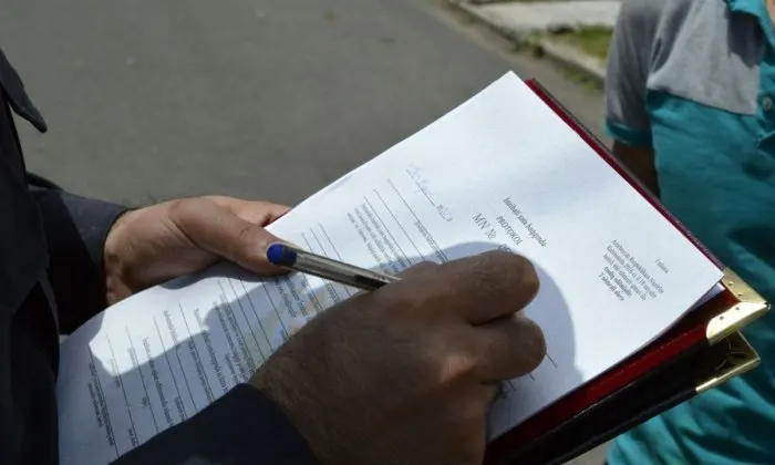 Sürücülərin NƏZƏRİNƏ: Avtomobilinə bu quraşdırmanı edənlər 150 manat cərimə olunacaq