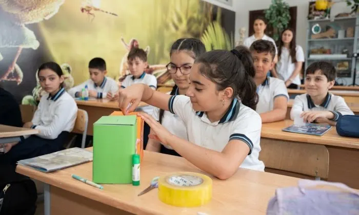 Psixotrop maddə qəbul edən şagird GÜNDƏMDƏ - Məktəblərdə psixoloji risklərə nəzarət varmı? – ARAŞDIRMA