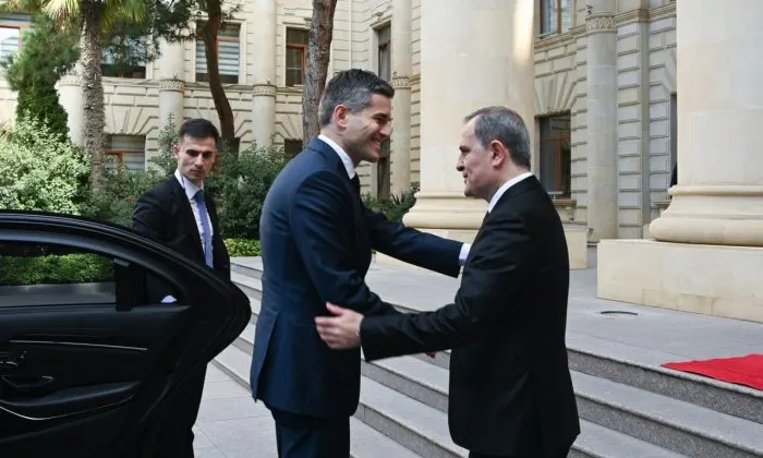 Ceyhun Bayramov niderlandlı həmkarı ilə görüşdən paylaşım etdi – FOTO