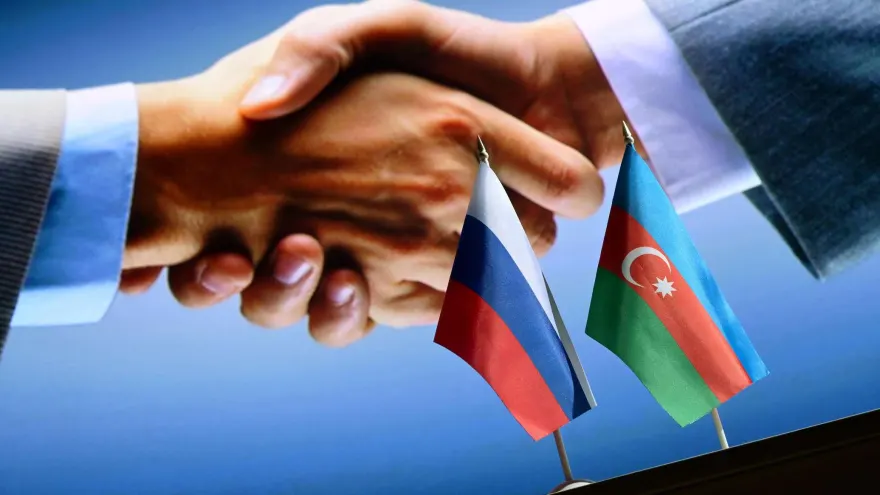 За последние 5-8 лет инвестиции РФ в экономику Азербайджана превысили $10 млрд — посол