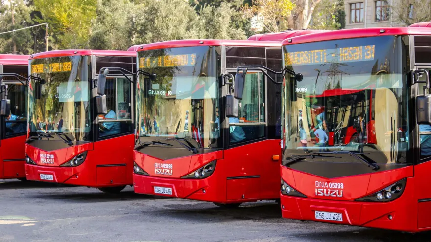 Азербайджан планирует к 2027 году полностью обновить автобусный парк