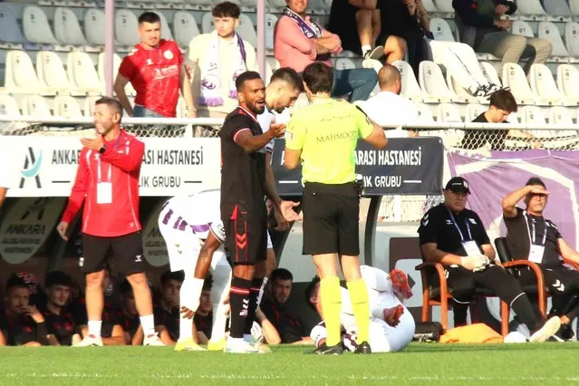 Teknik direktörü kırmızı kart gören Keçiörengücü, Sivasspor ile 1-1 berabere kaldı