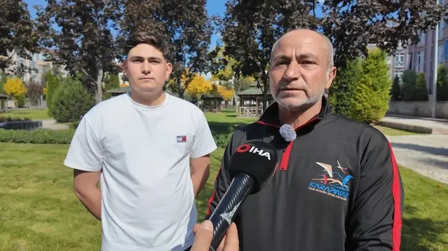 Konya Karapınar'da yamaç paraşütüyle Filistin bayrağı açan Ulutaş alkışlandı