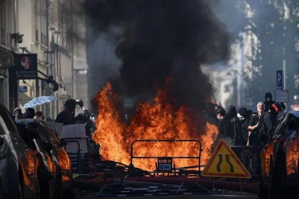 Протесты в Ницце, Лионе и Лилле переросли в беспорядки