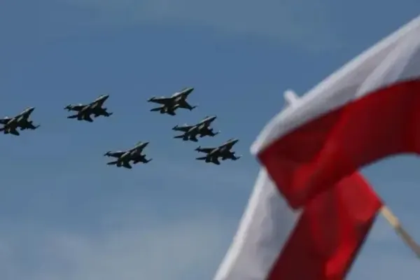 Польша подняла истребители