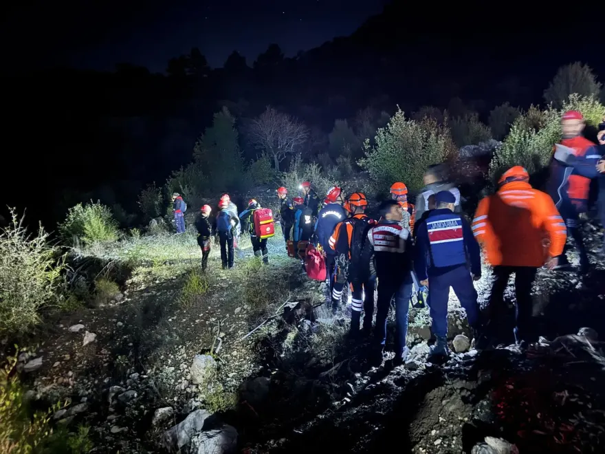 Isparta'da kanyonda can pazarı! Eğitime giden İHH ekibinden acı haber