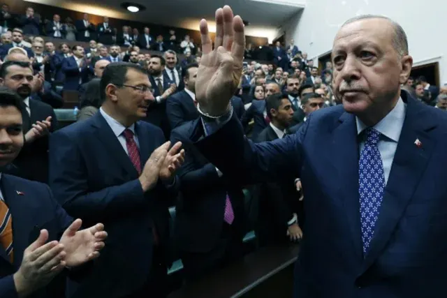 Ərdoğanın geyimindəki gizli mesaj - Foto