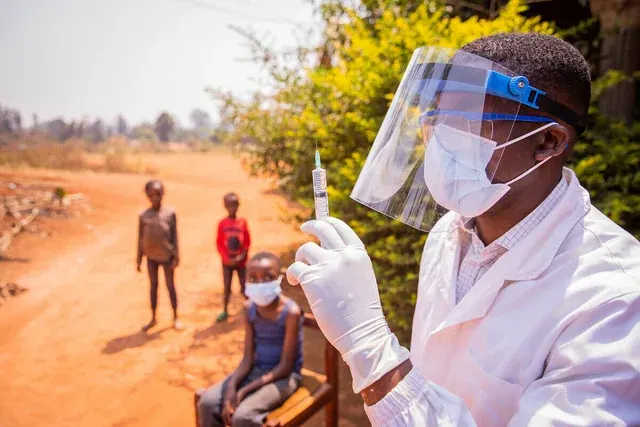Ebola virusunun "Bundibuqyo" ştammı diplomatın ailəsində aşkarlandı