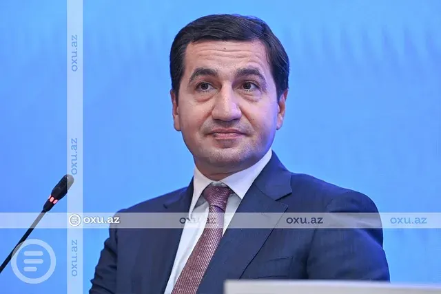 Hikmət Hacıyev: "Ermənistanda bəzi şəxslərin Azərbaycan xalqından üzr istəməsini gözləyirik"