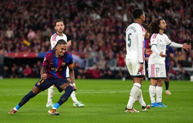 "Real Madrid" səfərdə "Barselona"nı məğlub etdi - Video