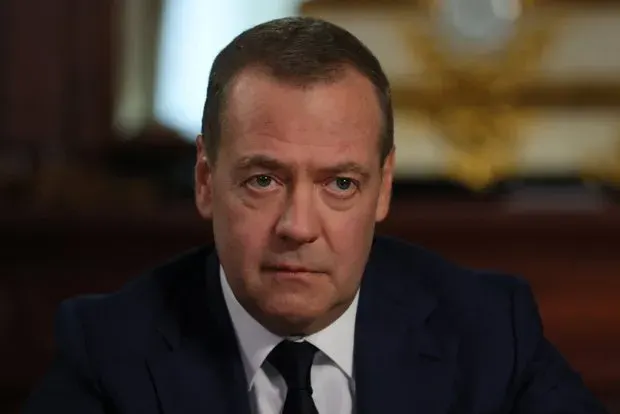 Medvedev Mertsi “nasist nəvəsi” ADLANDIRDI