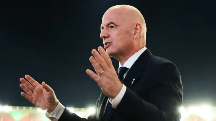 İnfantino Bakıda keçirilən dünya çempionatının əhəmiyyətindən DANIŞDI