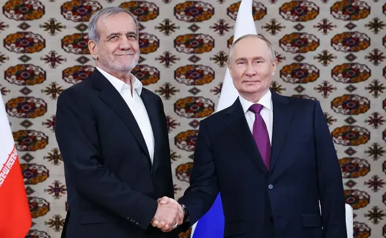 Putin Pezeşkianla görüşdü - Video