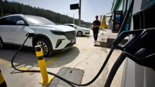 Türkiye'deki Elektrikli Otomobil ve Şarj İstasyonu Sayısı Açıklandı
