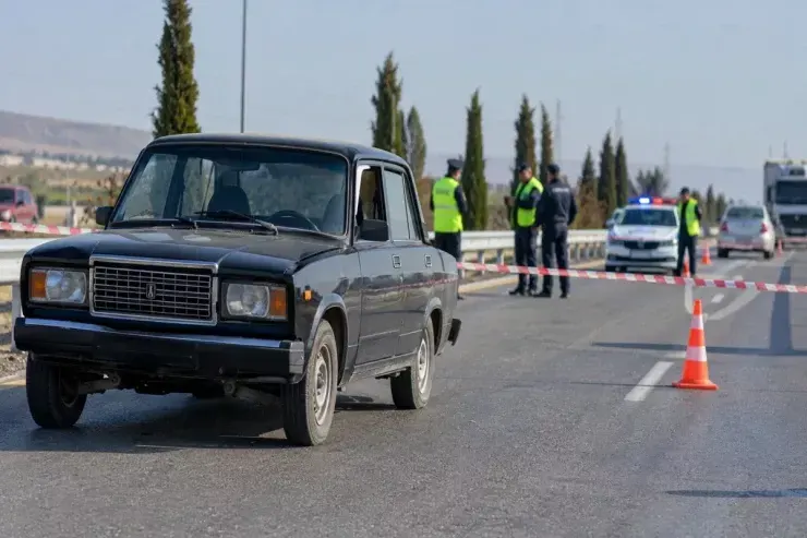Tovuzda 46 yaşlı piyada yolda CAN VERDİ