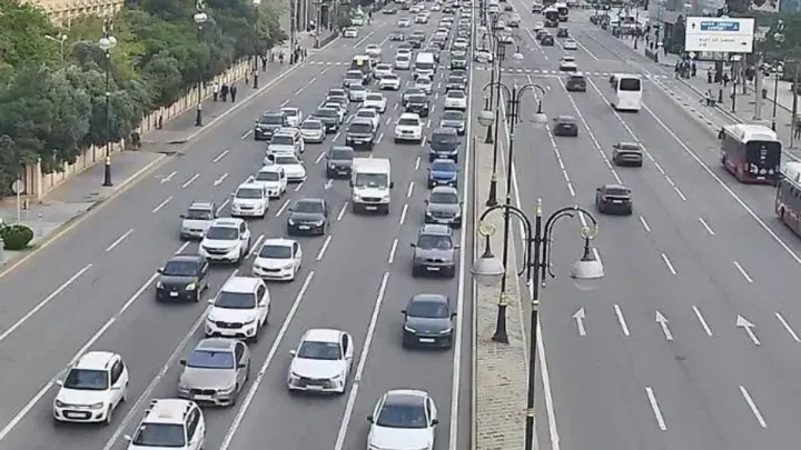 Bakının bu yollarında tıxac yarandı