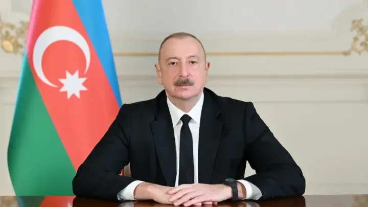 Prezident onu vəzifəsindən azad etdi