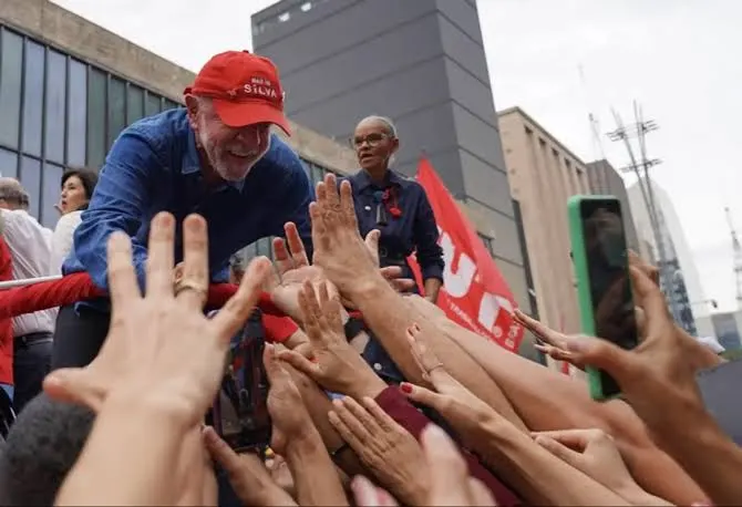Yenidən Prezident seçildi