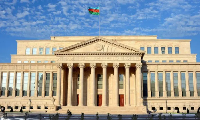 Qızına zorakılıq edən kürəkənini öldürən şəxslə bağlı Ali Məhkəmədən qərar