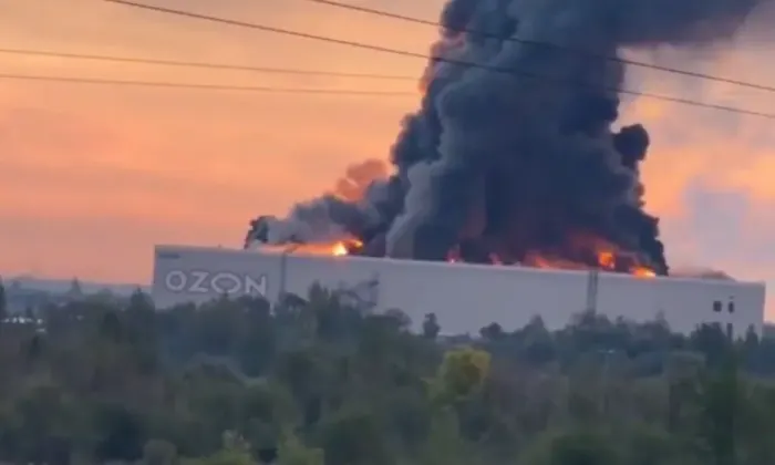 "Ozon"un logistika mərkəzi vuruldu