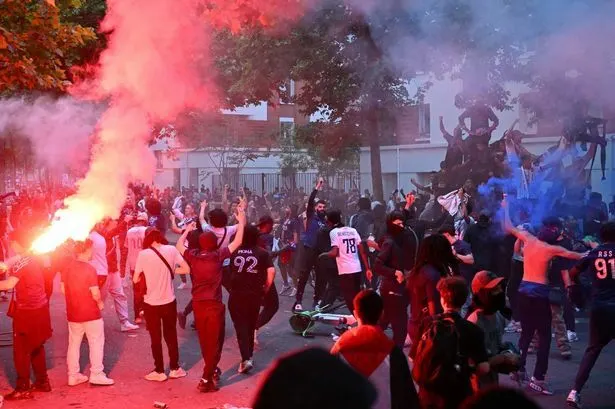 Parisdə iğtişaşlar yenidən alovlandı