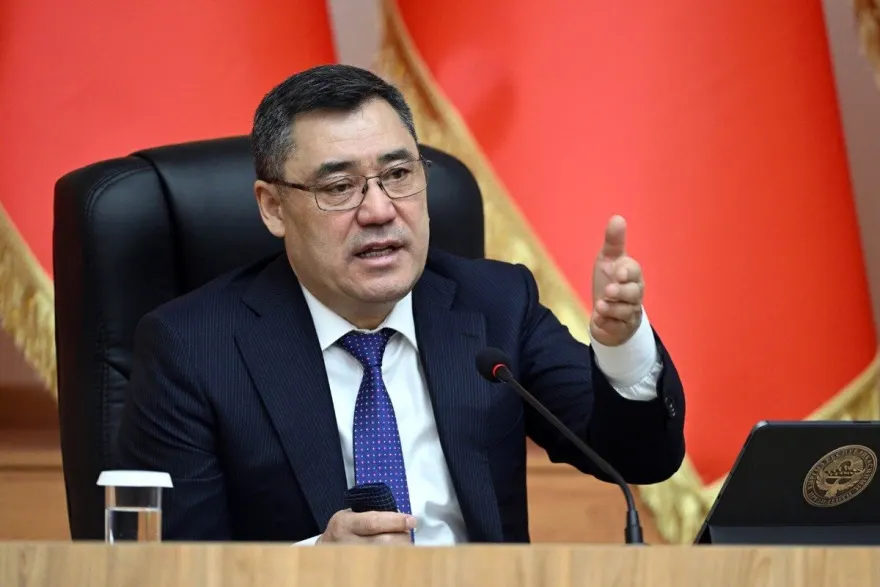 Qazaxıstanda inqilab üçün məndən kömək istədi