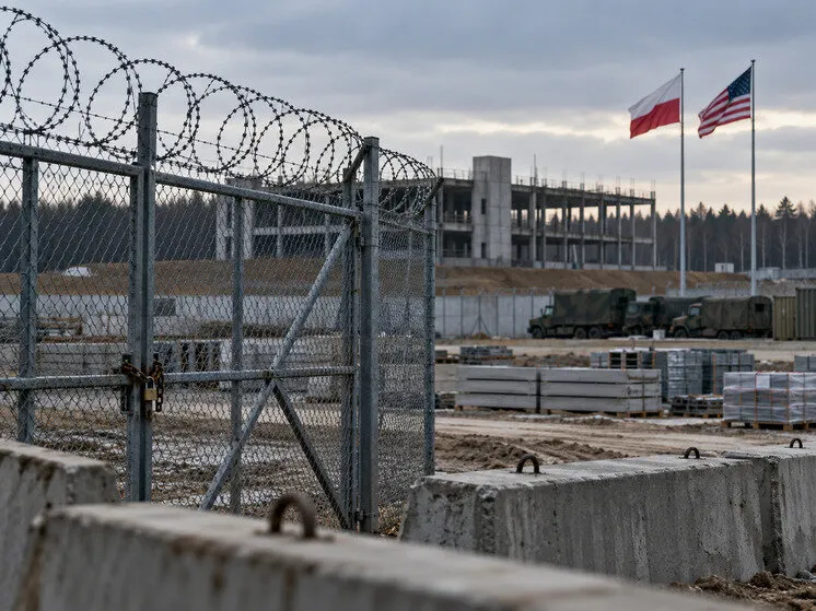 Polşada “Fort Tramp” böhranı: ABŞ bazasına pul ayrılmadı