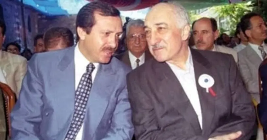 FETO ilə dinçi AKP iqtidarının düşmənçiliyi haradan başlayıb?