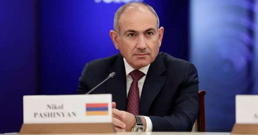 Paşinyan onlara cavab verdi: “Başlarını divara vursunlar”